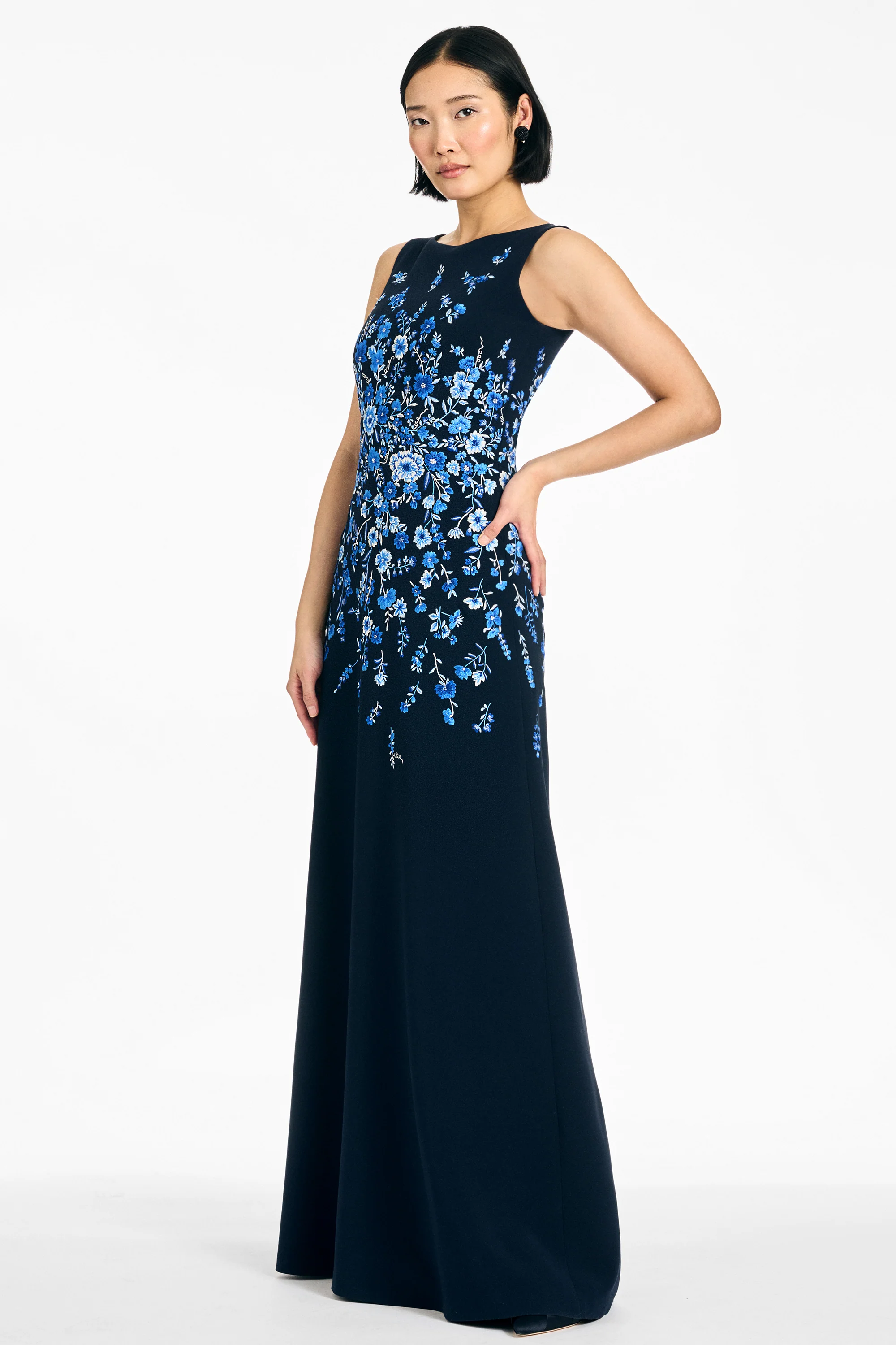 EMBROIDERED RAZIA GOWN - DARK MIDNIGHT - Image 4