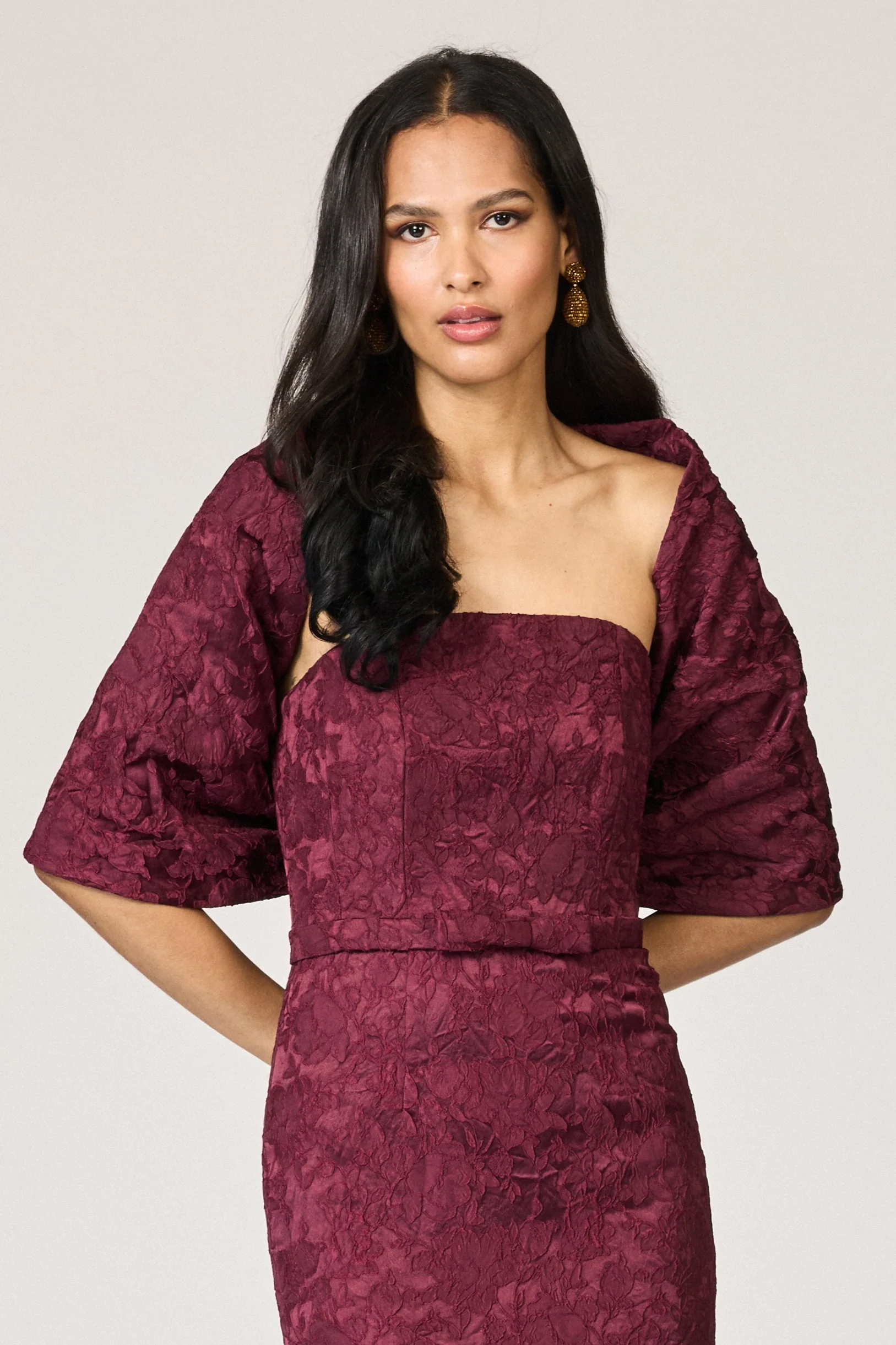 THE HUG SHAWL - NAPA JACQUARD CLOQUE